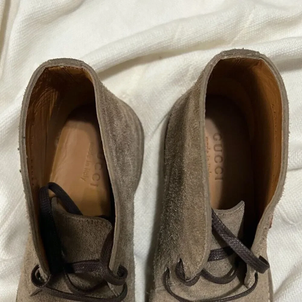 Gucci Moreau Embroidered Suede Chukka Boots Men's 7.5 NEW